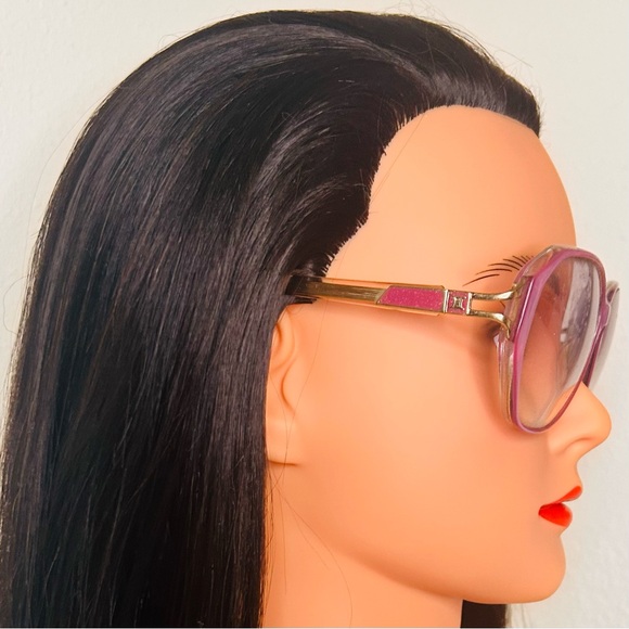 Celine oversized sunglasses in great condition. Check out my Celine Scarves!! - Picture 3 of 7